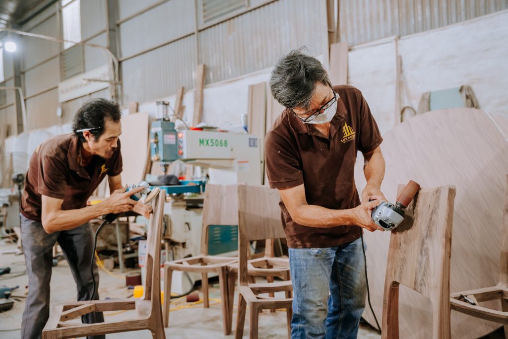 Gỗ óc chó chịu lực tốt