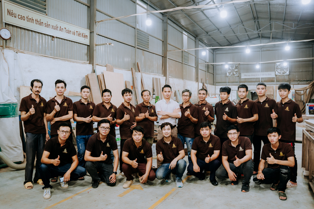 Liên hệ Lux Design để các chuyên gia của chúng tôi giúp quý khách kiến tạo không gian sống sang trọng